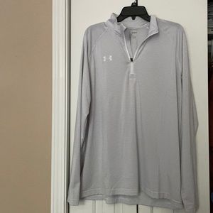 Mens under armor long sleeve pull over